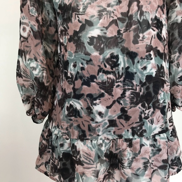 Petticoat Alley Abstract Watercolor Peplum Blouse - Picture 7 of 8